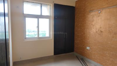 Bedroom Image of 950 Sq.ft 2 BHK Apartment / Flat for sale in Amrapali Silicon City, Sector 76 Noida for Rs. 10500000