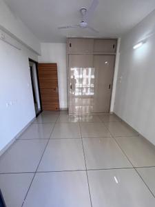 Bedroom Image of 1300 Sq.ft 2.5 BHK Apartment / Flat for rent in DB Pride, Talawali Chanda Indore for Rs. 26000