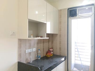 Kitchen Image of 985 Sq.ft 3 BHK Apartment / Flat for rent in Sheth Zuri by Ashwin Sheth Group, Thane West Thane for Rs. 60000