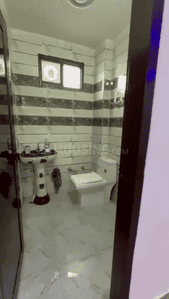 Image of 800 Sq.ft 2 BHK Builder Floor for rent in Sector 16 Dwarka, New Delhi for Rs. 17000