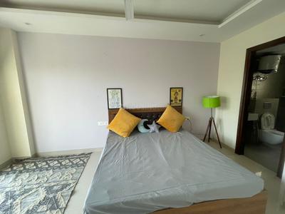 Bedroom Image of 750 Sq.ft 1 BHK Builder Floor for rent in Sector 46 Gurgaon for Rs. 32000