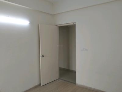 Bedroom Image of 1600 Sq.ft 3 BHK Apartment / Flat for rent in DLF Capital Greens Phase 1 And 2, Karampura New Delhi for Rs. 55000