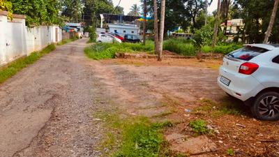 Image of 3000 Sq.ft 2 BHK Builder Floor for sale in Kechery, Thrissur for Rs. 9000000