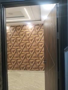 Main Entrance Image of 850 Sq.ft 2 BHK Builder Floor for sale in Shalimar Bagh New Delhi for Rs. 11000000