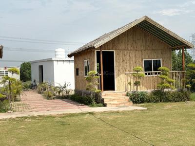 Image of 18500 Sq.ft 3 BHK Farm House for sale in Veda Farm, Sikanderpur, Greater Noida for Rs. 16000000