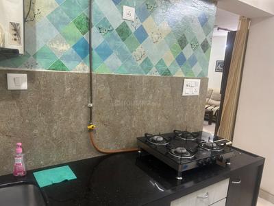 Bathroom Image of 700 Sq.ft 2 BHK Apartment / Flat for rent in Royal Oasis, Malad West Mumbai for Rs. 55000