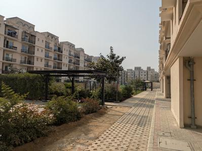Image of 1081 Sq.ft 3 BHK Apartment / Flat for sale in Signature Global Park 4 And 5, Sector 36, Sohna for Rs. 13200000