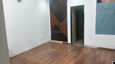 Bedroom Image of 2200 Sq.ft 2 BHK Builder Floor for rent in Sector 50 Noida for Rs. 42000