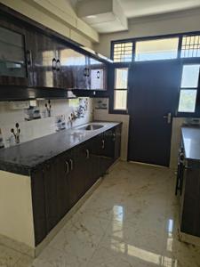 Kitchen Image of 2000 Sq.ft 3 BHK Builder Floor for rent in Vrindavan Yojana Lucknow for Rs. 35000