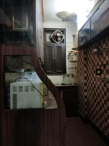 Kitchen Image of 800 Sq.ft 2 BHK Builder Floor for sale in Laxmi Nagar New Delhi for Rs. 6800000