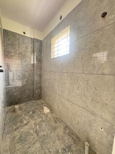 Bathroom Image of 650 Sq.ft 1 BHK Builder Floor for rent in Indira Nagar Bengaluru for Rs. 35000