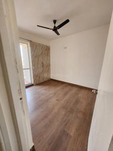Bedroom Image of 950 Sq.ft 2 BHK Apartment / Flat for rent in Jaypee Kosmos, Sector 134 Noida for Rs. 23500