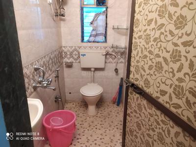 Bathroom Image of 900 Sq.ft 2 BHK Apartment / Flat for rent in Jal Sagarika, Pali Hill Mumbai for Rs. 120000