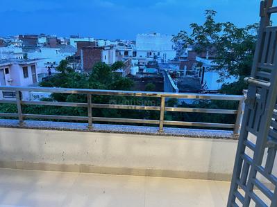 5 BHK Independent House