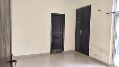 Bedroom Image of 900 Sq.ft 2 BHK Apartment / Flat for sale in Amrapali Zodiac, Sector 120 Noida for Rs. 8900000