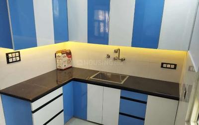 Kitchen Image of 950 Sq.ft 2 BHK Apartment / Flat for rent in Uttam Nagar New Delhi for Rs. 14000