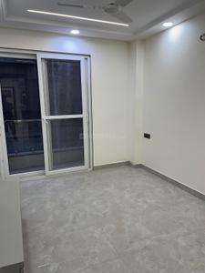 Bedroom Image of 720 Sq.ft 2 BHK Builder Floor for sale in Shalimar Bagh New Delhi for Rs. 12000000