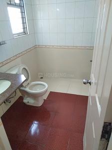 Bathroom Image of 1600 Sq.ft 3 BHK Apartment / Flat for rent in Mantri Greens, Sheshadripuram Bengaluru for Rs. 75000