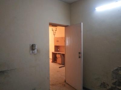 Bedroom Image of 1100 Sq.ft 2 BHK Apartment / Flat for sale in Paschim Vihar New Delhi for Rs. 16500000
