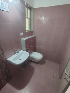 Bathroom Image of 1500 Sq.ft 3 BHK Apartment / Flat for sale in Riverview Flamingo Park, Loni Kalbhor Pune for Rs. 11600000