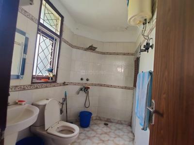 Image of 1250 Sq.ft 3 BHK Apartment / Flat for rent in Purvasha Apartments, Mayur Vihar Phase 1, New Delhi for Rs. 60000