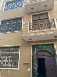 Image of 2250 Sq.ft 12 BHK Independent House for sale in Sangam Vihar, New Delhi for Rs. 25000000