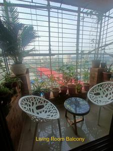 Balcony Image of 900 Sq.ft 2 BHK Apartment / Flat for sale in Ekta Meadows, Borivali East Mumbai for Rs. 25000000