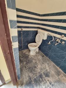Bathroom Image of 600 Sq.ft 1 BHK Apartment / Flat for rent in Madhapur Hyderabad for Rs. 20000