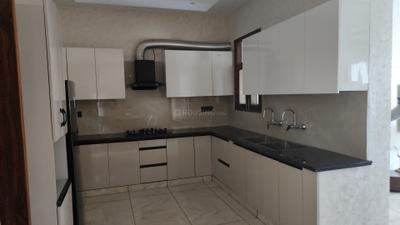 Kitchen Image of 1890 Sq.ft 3 BHK Builder Floor for sale in Parsvnath Greens, Focal Point Dera Bassi for Rs. 7500000