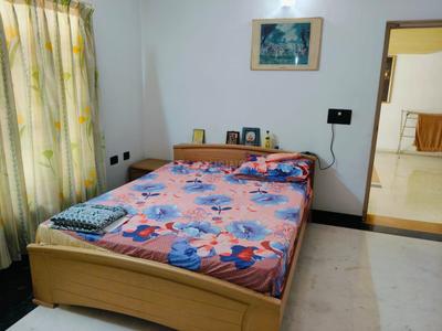 Bedroom Image of 4500 Sq.ft 4 BHK Villa for sale in Prahlad Nagar Ahmedabad for Rs. 96000000