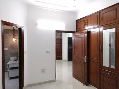 Bedroom Image of 1900 Sq.ft 3 BHK Apartment / Flat for sale in CGHS Azad Hind, Sector 9 Dwarka New Delhi for Rs. 25800000