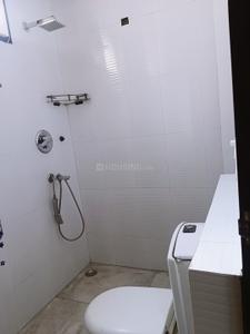 Bathroom Image of 1800 Sq.ft 3 BHK Builder Floor for rent in Subhash Nagar New Delhi for Rs. 50000