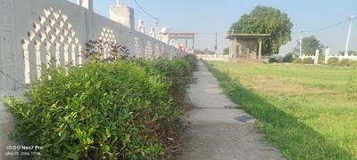 Image of 630 Sq.ft Residential Plot / Land for sale in Halwai Ki Baggichi, Agra for Rs. 1300000