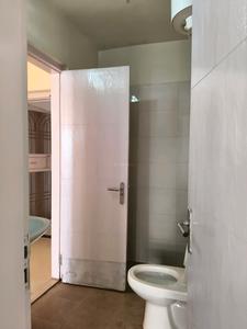 Common Bathroom Image of 2400 Sq.ft 4 BHK Apartment / Flat for sale in Tulip Purple, Sector 69 Gurgaon for Rs. 27950000