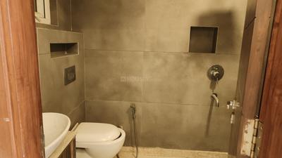 Image of 850 Sq.ft 2 BHK Apartment / Flat for sale in Janakpuri, New Delhi for Rs. 14800000