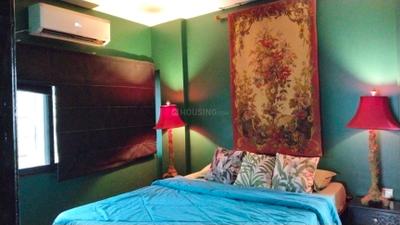 Bedroom Image of 700 Sq.ft 1 BHK Apartment / Flat for rent in Koregaon Park Pune for Rs. 50000