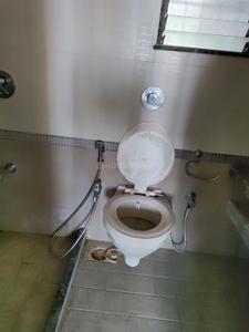 Bathroom Image of 1500 Sq.ft 3 BHK Apartment / Flat for rent in Worli Mumbai for Rs. 220000