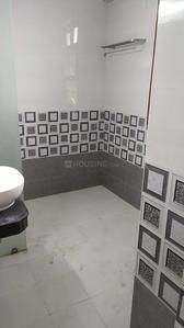 Bathroom Image of 1700 Sq.ft 3 BHK Apartment / Flat for sale in Sector 30 Noida for Rs. 24000000
