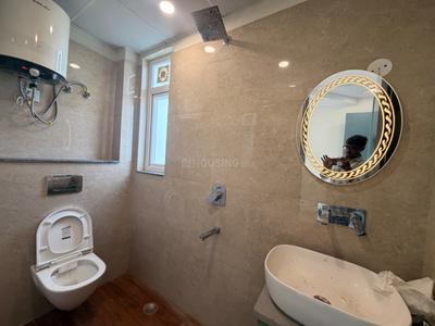 Bathroom Image of 1100 Sq.ft 3 BHK Builder Floor for rent in DDA Akshardham Apartments, Sector 19 Dwarka New Delhi for Rs. 36000