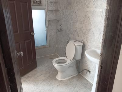 Image of 1090 Sq.ft 2 BHK Apartment / Flat for rent in Prateek Grand City, Siddharth Vihar, Ghaziabad for Rs. 30000