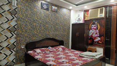 Bedroom Image of 850 Sq.ft 3 BHK Builder Floor for sale in Govindpuri New Delhi for Rs. 8500000