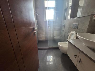 Bathroom Image of 1650 Sq.ft 3 BHK Builder Floor for sale in Patel Nagar New Delhi for Rs. 36500000