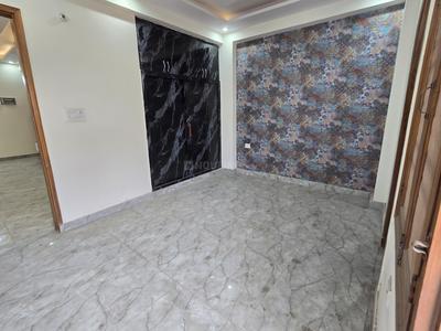 Bedroom Image of 1200 Sq.ft 3 BHK Builder Floor for sale in Shalimar Garden Ghaziabad for Rs. 7500000