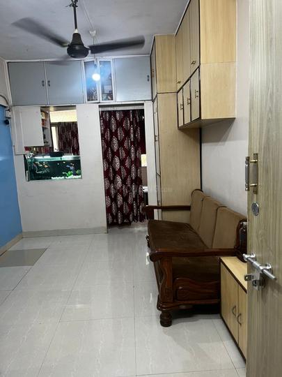 GOLDEN SPRING Hall 1