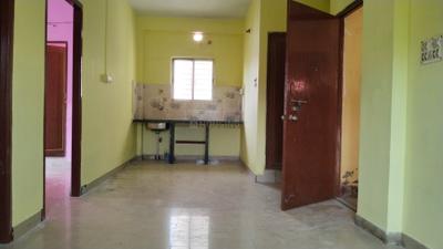 Living Room Image of 850 Sq.ft 2 BHK Apartment / Flat for rent in Picnic Garden Kolkata for Rs. 11000