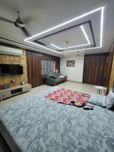 Bedroom Image of 6399 Sq.ft 6 BHK Villa for sale in Thaltej Ahmedabad for Rs. 160000000