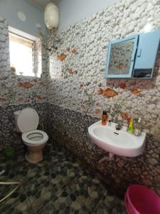Bathroom Image of 1000 Sq.ft 2 BHK Apartment / Flat for sale in Purbalok Kolkata for Rs. 4400000