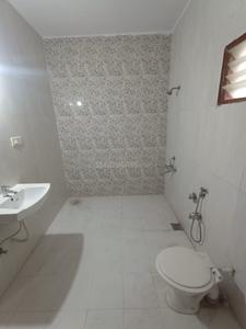 Bathroom Image of 2200 Sq.ft 4 BHK Villa for sale in Sunpharma Road Vadodara for Rs. 10500000