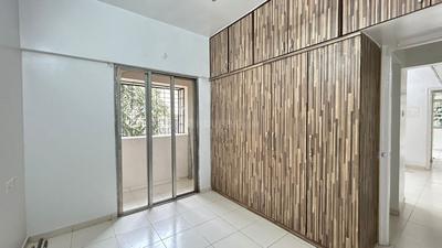 Bedroom Image of 1350 Sq.ft 3 BHK Apartment / Flat for sale in Shivaji Nagar Pune for Rs. 18000000