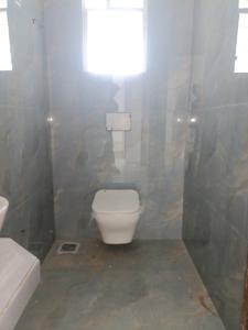 Common Bathroom Image of 1250 Sq.ft 2 BHK Apartment / Flat for sale in Platinum Parksyde, Kharghar Navi Mumbai for Rs. 16300000